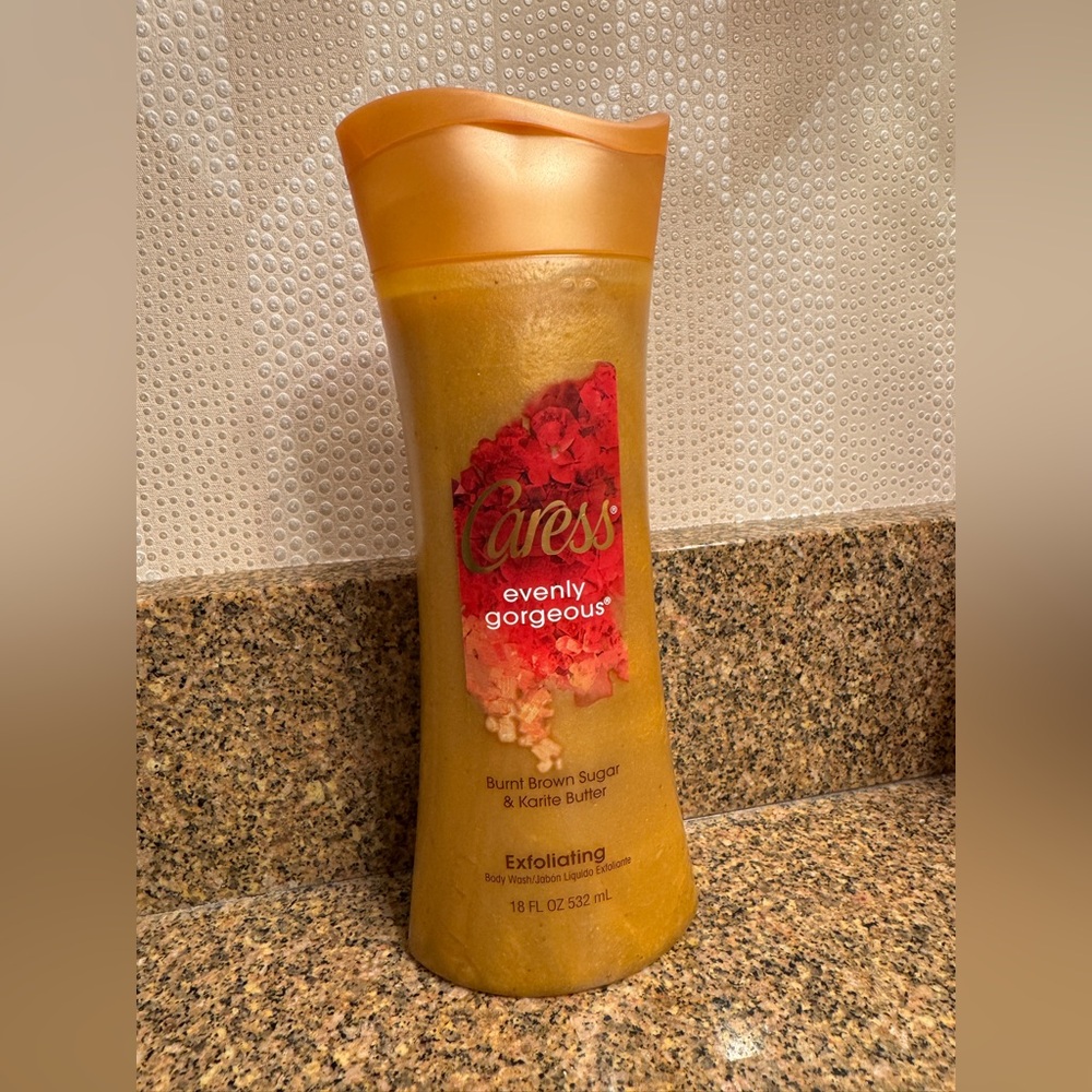 Caress Evenly Gorgeous Exfoliating Body Wash  HTF‎